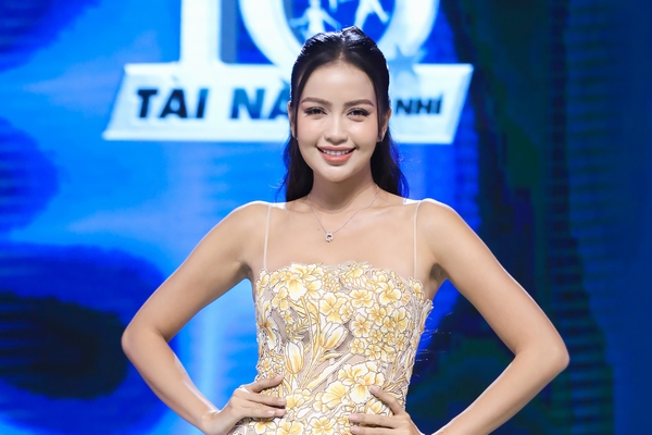 Bất ngờ với tài năng ngày nhỏ của Hoa hậu Ngọc Châu