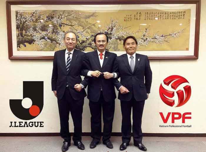 Bầu Thắng trút nỗi lòng: Đừng làm lãnh đạo bóng đá để xài sang và hưởng thụ