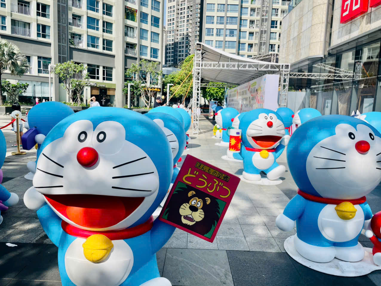 Gặp Doraemon ngoài đời thật nhân kỷ niệm 45 năm phim điện ảnh