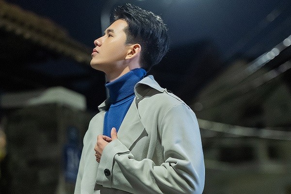 ‘Chú rể quốc dân’ Nguyễn Minh Kha hát lại hit của Hứa Kim Tuyền