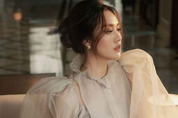 Hậu kết hôn, Á hậu Tường Sang khoe sắc ‘vạn người mê’