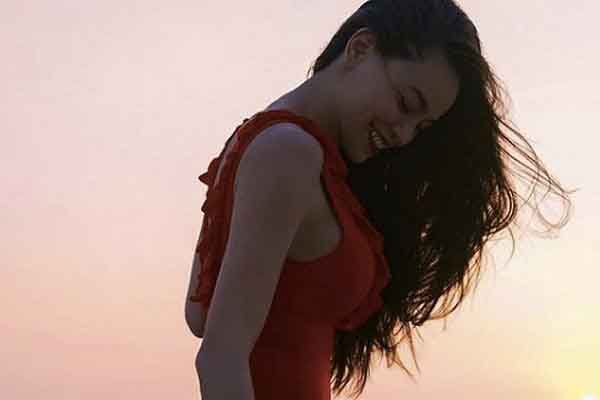 Chỉ vài tháng sau sinh Hồ Ngọc Hà đã lấy lại vóc dáng thon gọn, đâu là bí quyết?