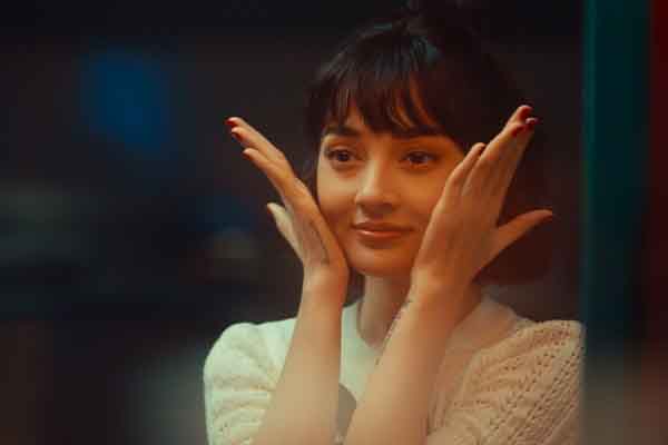 Cận cảnh hậu trường cháy nổ hoành tráng, khói bụi nghẹt thở trong MV của Bảo Anh