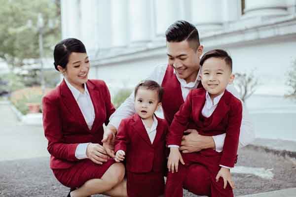 Ảnh gia đình đáng yêu của NSUT Quốc Cơ – MC Hồng Phượng