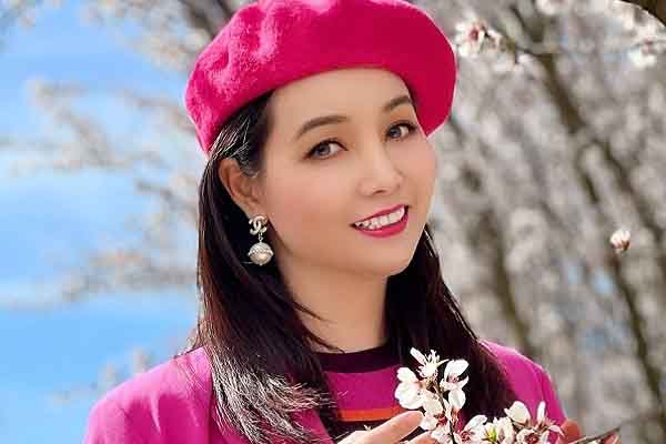 Nhan sắc tuổi 43 của Mai Thu Huyền