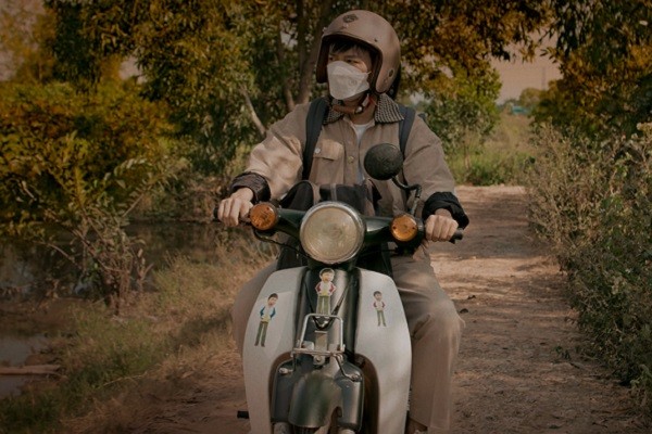 Bùi Công Nam thay những người con xa quê, nói lên nỗi lòng những ngày cận Tết