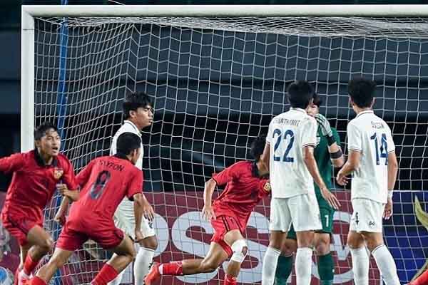 Báo Thái Lan: Thua cả U.19 Lào thì đừng nói chuyện World Cup