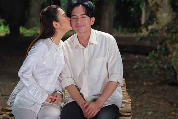 Tố My nói gì khi diễn cảnh tình tứ cùng Đan Trường?