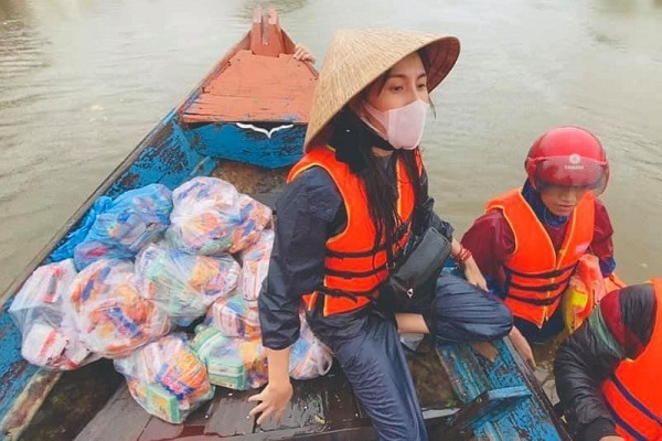 Bộ Công an phối hợp 7 tỉnh miền Trung xác minh hoạt động từ thiện của Thủy Tiên