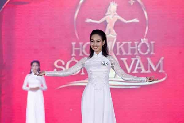 Fan sắc đẹp ủng hộ Người đẹp Khmer Huỳnh Thu Thảo tiếp tục thi nhan sắc