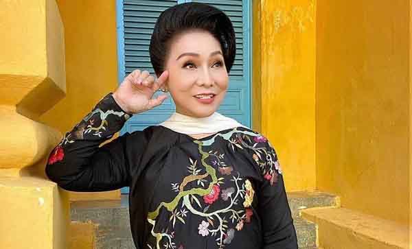 NSND Bạch Tuyết: Tôi đến với nghề không tính toán, chỉ muốn dâng hiến