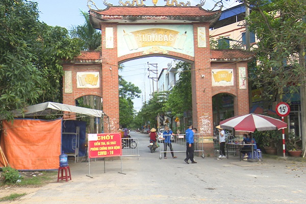 Chỉ trong 24 giờ, chùm bệnh COVID-19 tại Đông Anh đã tăng từ 2 lên 10 ca dương tính