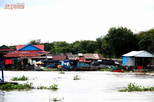 Biển Hồ quá mênh mông