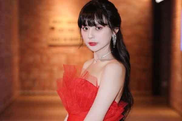 Ca sĩ Young Ju ra mắt MV ‘Của mình em được hông?’