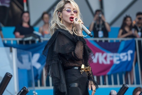 Nghệ sĩ Ukraine và Nga mong muốn hòa bình ở Ukraine