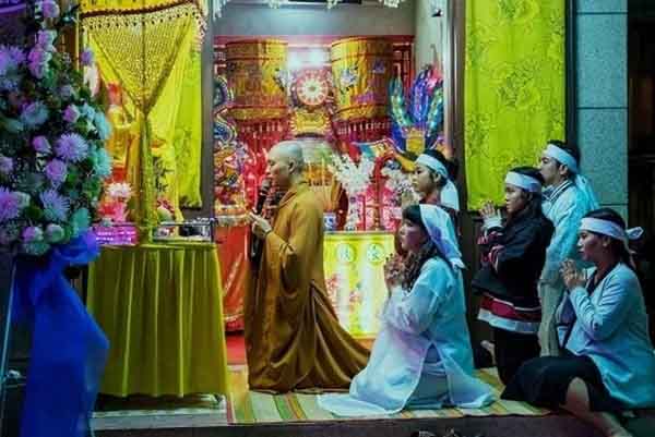 Phim Việt ‘rực rỡ’ khi qua tay đạo diễn nước ngoài