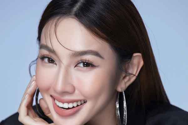 BB Trần và Hải Triều trổ tài catwalk trong ‘Cuộc chiến ẩm thực’