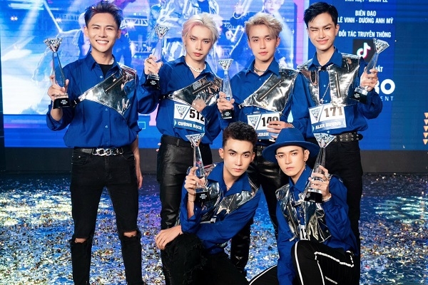 6 tân binh ‘khủng long’ của nhóm nhạc ‘Vote For Five’ là ai?