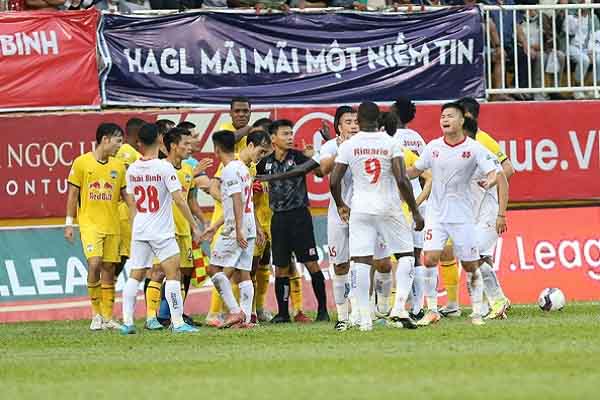 Nỗi lo về thực trạng trọng tài Việt Nam