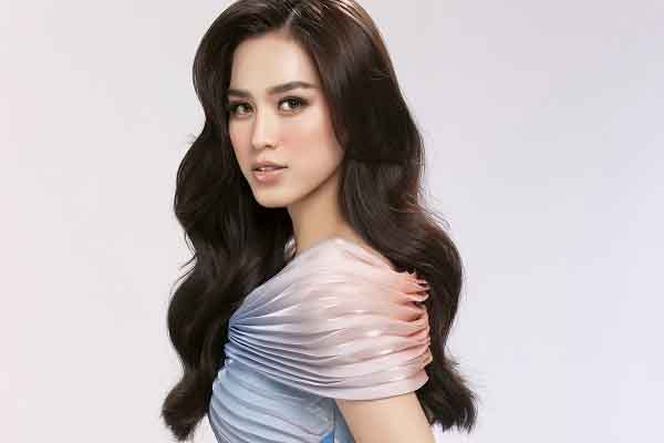 Đỗ Thị Hà khoe chân dài 1,11m trong profile gửi đến Miss World 2021