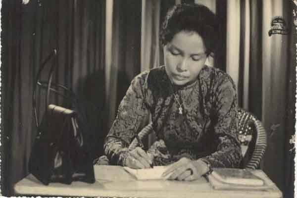 Những nữ soạn giả cải lương hiếm hoi: Nhị Kiều – soạn giả có nhiều kịch bản nhất