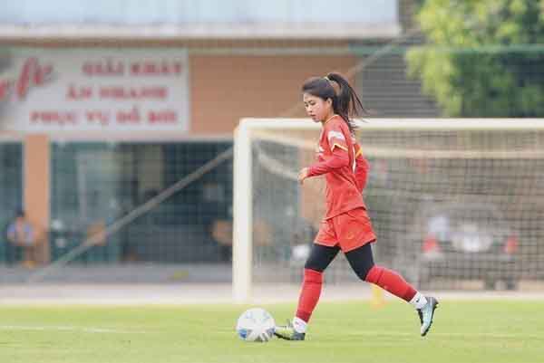 Thanh Nhã không để sự nổi tiếng làm ảnh hưởng sự nghiệp