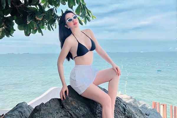 Sắc vóc nóng bỏng của ‘mẹ bỉm sữa’ Bảo Thy