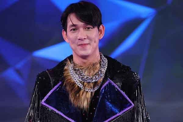 Ca sĩ mặt nạ: Song Luân chính thức lộ diện