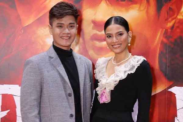 Trương Thị May sánh đôi Nhất Duy trên thảm đỏ ‘Kẻ đào mồ’