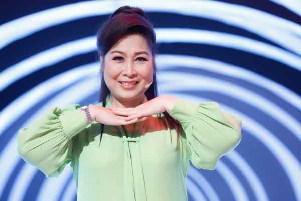 NSND Hồng Vân trở lại đầy cảm xúc tại ‘Ký ức vui vẻ’