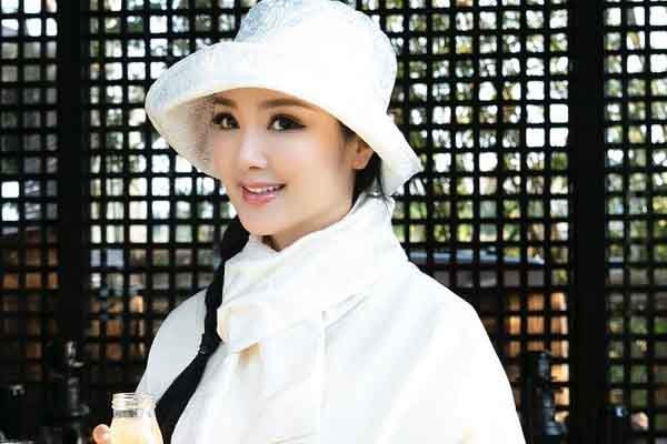 Hoa hậu Giáng My: ‘Tâm bất biến giữa dòng đời vạn biến’