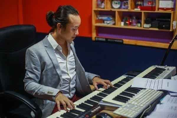 Nhạc sĩ Trần Quang Sơn miệt mài trên con đường ‘hành thiện âm nhạc’