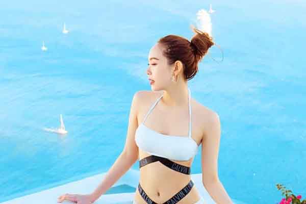 Thân hình ‘cực phẩm’ tuổi 34 của Minh Hằng