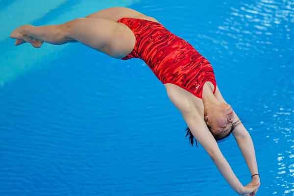 Nữ tuyển thủ nhảy cầu hụt huy chương sau tiếng la bất ngờ