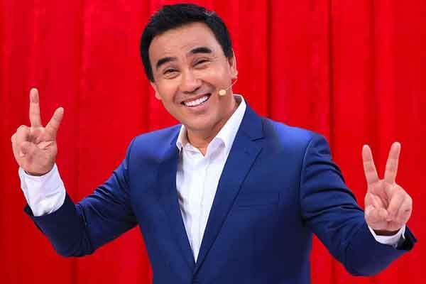 MC Quyền Linh: ‘Nụ cười của bà con làm át đi nỗi sợ’