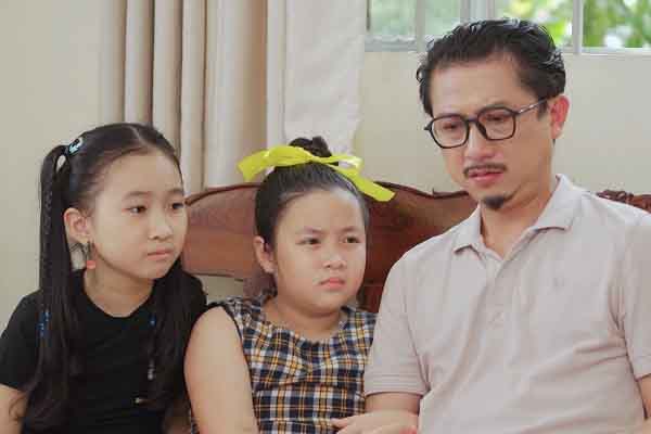 ‘Gia đình khó dễ’: ‘Tưởng Dễ’ Hứa Minh Đạt đau đầu vì không biết cách dạy con