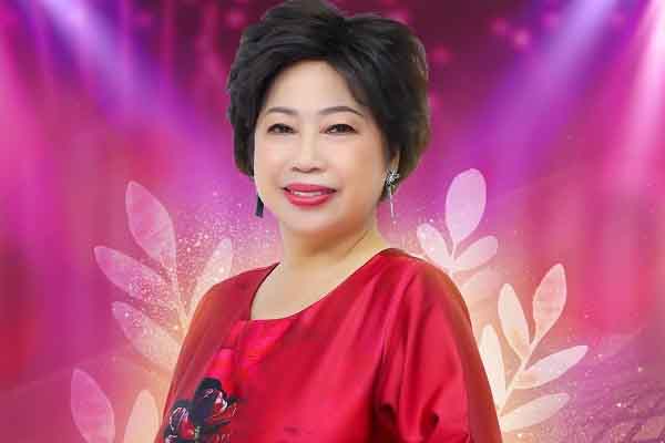 ‘Đời nghệ sỹ’: Phi Phụng vẫn thích bán yaourt ‘mặc kệ’ sự nổi tiếng