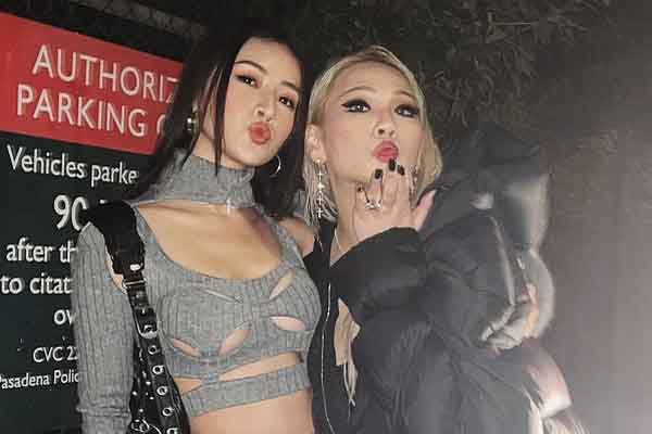 Chi Pu rạng rỡ chụp ảnh cùng CL (2NE1), diễn viên phim ‘Girl from Nowhere’ tại Mỹ