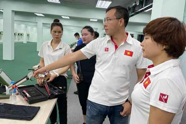 HLV Hoàng Xuân Vinh và bắn súng Việt Nam vẫn có cửa tranh tài SEA Games 32