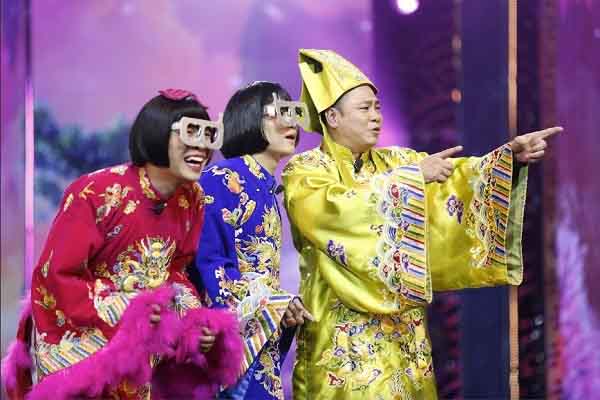 Gặp nhau cuối năm – Táo quân 2023 ‘đá xéo’ vấn đề ‘rừng’ Hoa hậu