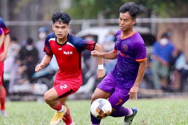 Giải U.19 quốc gia 2022: Em họ Công Phượng cứu Học viện Nutifood thoát thua