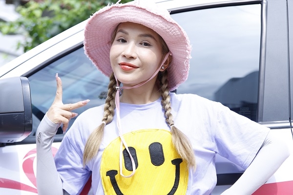 Khả Như ‘dãi nắng dầm mưa’ để quay chương trình thực tế ý nghĩa