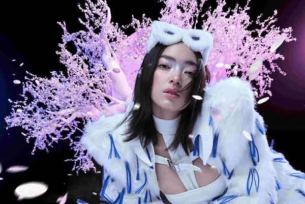 Châu Bùi cổ động SEA Games 31 theo cách đặc biệt