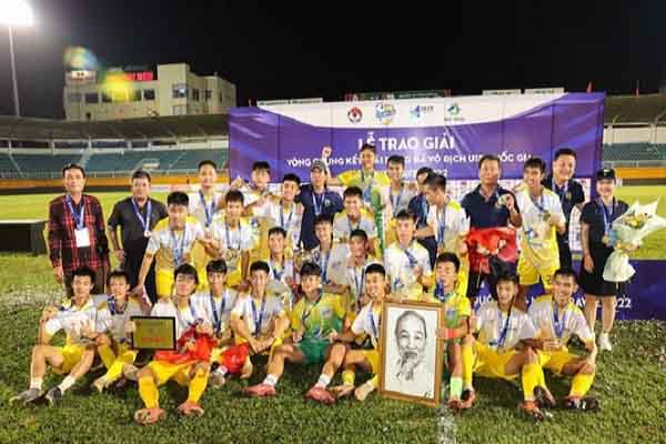 SLNA vô địch giải U.15 quốc gia sau trận cầu mãn nhãn có 6 bàn thắng