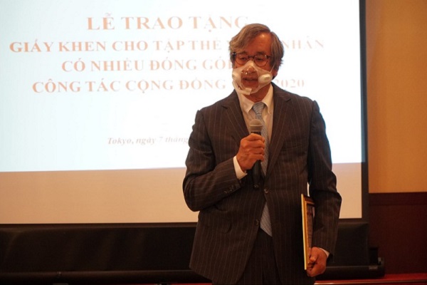 Nhà sáng chế Việt kiều và sản phẩm ‘Khẩu trang không khí của tương lai’