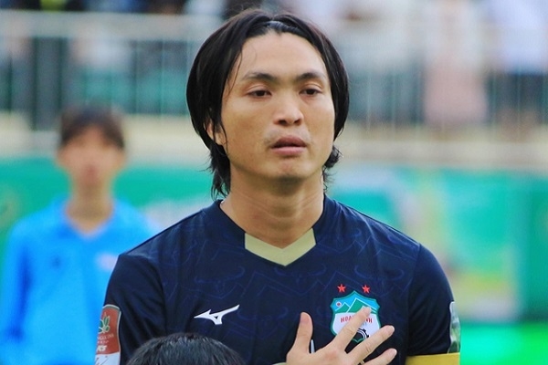 Tiền vệ Tuấn Anh nứt xương hàm mặt trước trận quyết định của HAGL