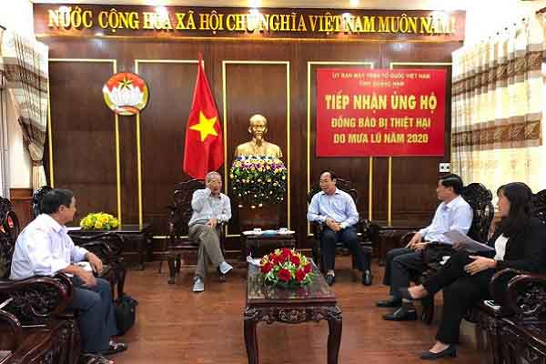 Thực hư xung quanh việc người thuê máy bay đưa bà con về quê chống dịch Covid-19