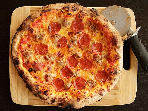 Tự làm pizza cực ngon tại nhà mà siêu rẻ
