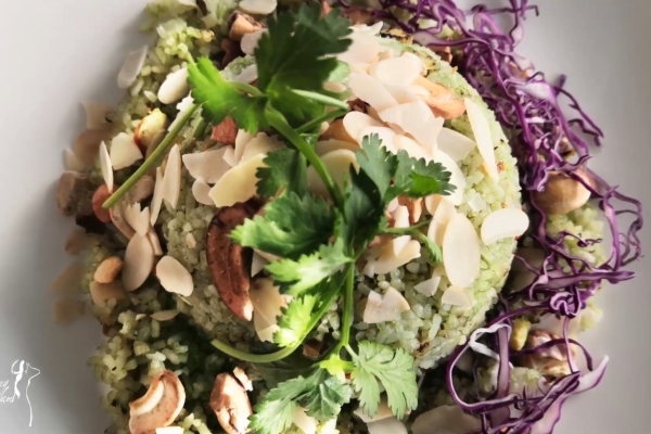 Ăn thuốc sống khỏe (kỳ 12): Ngon miệng, đẹp mắt với cơm chiên ngọc bích