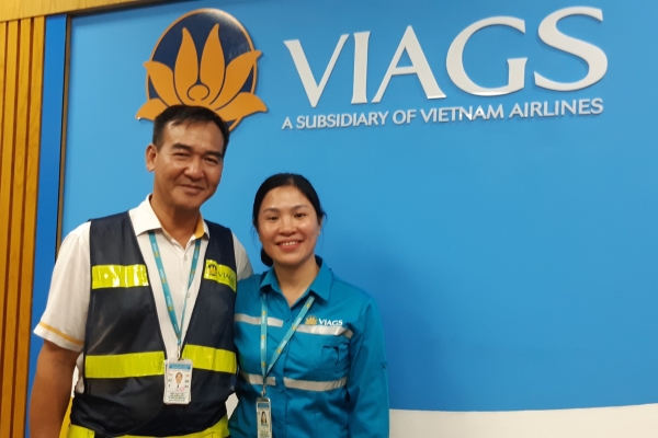 Nhân viên VietNam Airlines trả lại tài sản thất lạc gần 1 tỷ đồng cho hành khác